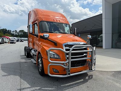 2019 Freightliner CASCADIA 126