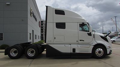 2027 Volvo VNL64T860