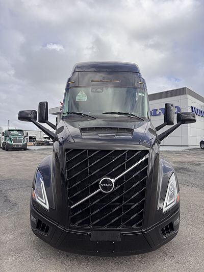 2026 Volvo VNL64T840