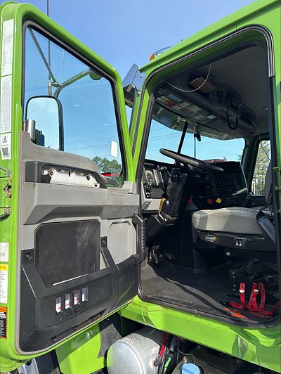 2019 Mack Pinnacle
