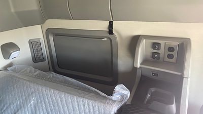 2025 Volvo VNL64T660