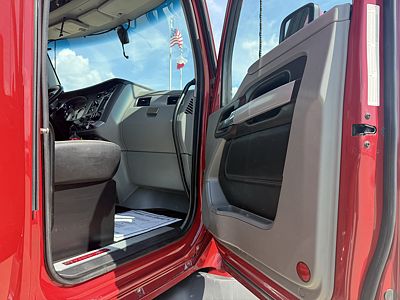 2021 Kenworth T680