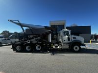 2018 Mack GRANITE GU813