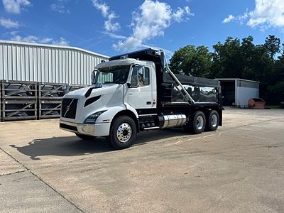 2026 Volvo VNR64300