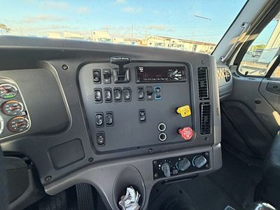 2020 Freightliner 114SD