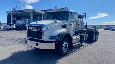 2026 Mack GRANITE 64BR