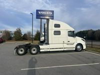 2023 Volvo VNL64T860