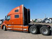 2021 Volvo VNL64T860