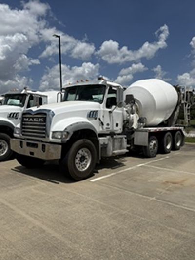 2019 Mack GR64F