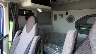 2026 Volvo VNL64T660