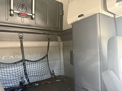 2022 Freightliner CASCADIA 126