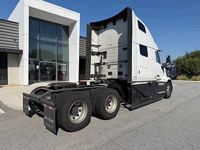 2026 Volvo VNL64T860