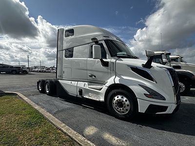 2027 Volvo VNL64T860