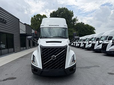 2027 Volvo VNL64T860
