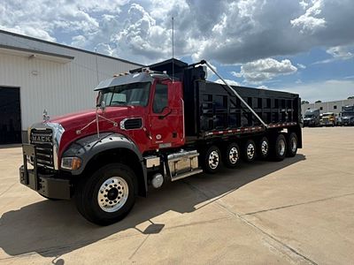 2027 Mack GR64F