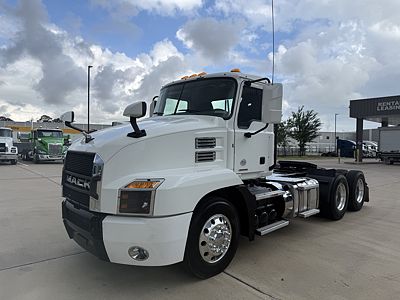 2021 Mack ANTHEM 64T