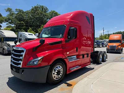 2023 Freightliner CASCADIA 126