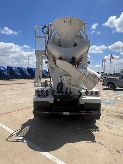 2027 Mack GRANITE 64B