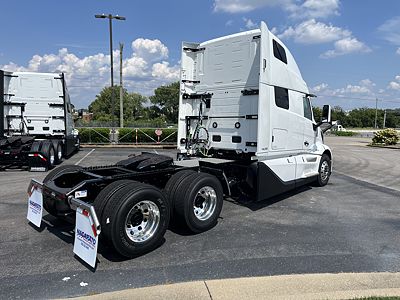2026 Volvo VNL64T860