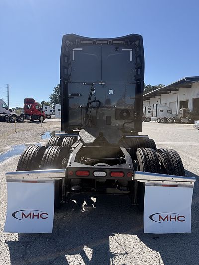 2023 Peterbilt 579