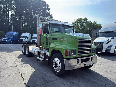 2019 Mack Pinnacle