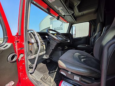 2024 Volvo VNL64T860