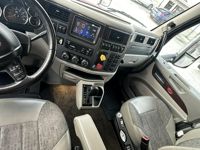 2017 Peterbilt 579