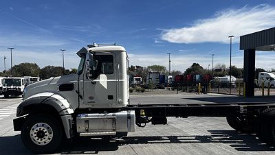 2026 Mack GRANITE 64FR
