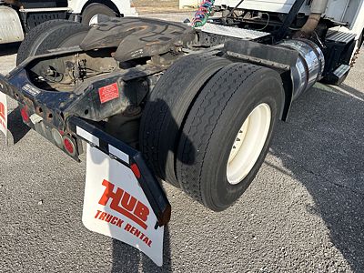 2020 Volvo VNM200