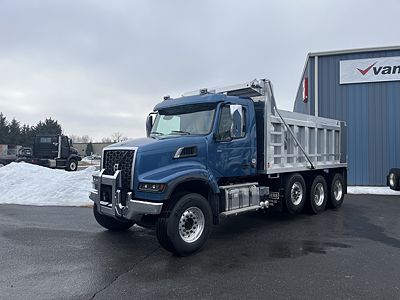 2026 Volvo VHD84F300