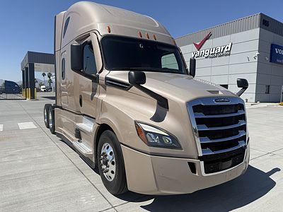2022 Freightliner CASCADIA 126