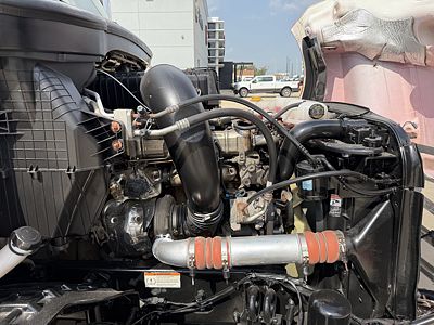 2023 Freightliner CASCADIA 126