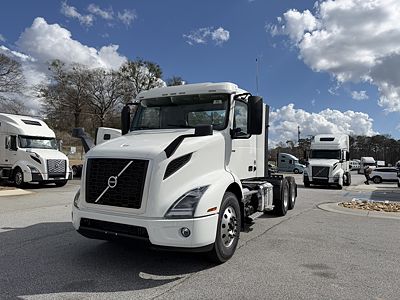 2027 Volvo VNR64T300