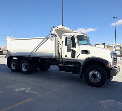 2025 Mack GRANITE 64FR