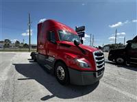 2020 Freightliner CASCADIA 126