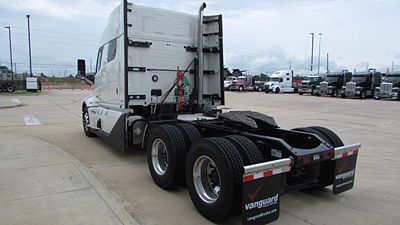 2027 Volvo VNL840