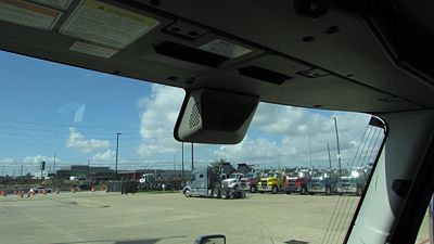 2027 Volvo VNL64T860