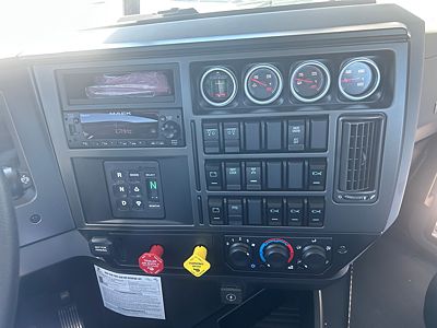 2027 Mack GR104F