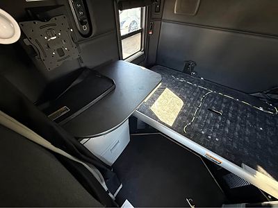 2023 Kenworth T680
