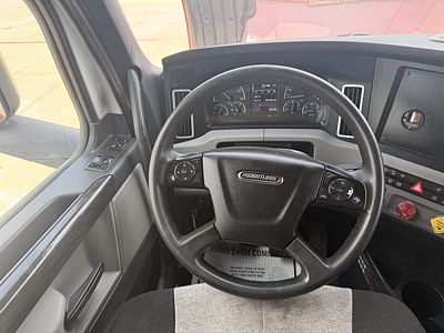 2023 Freightliner CASCADIA 126