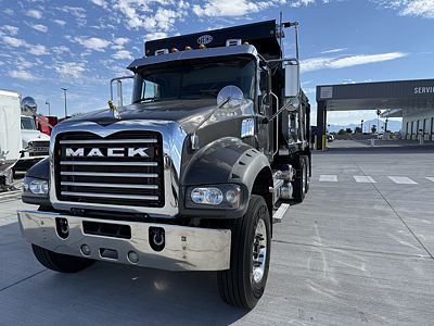 2023 Mack Granite