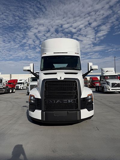2026 Mack HB64T P BUILDS