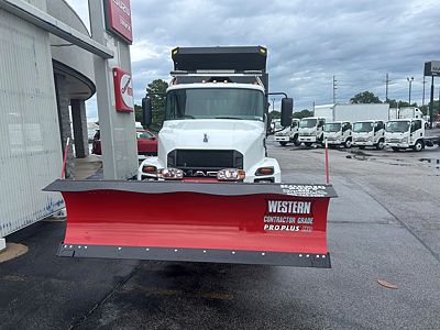 2026 Mack MD742