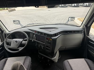 2027 Volvo VNL64T860