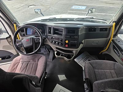 2022 Peterbilt 579