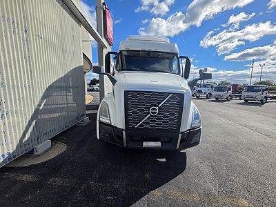 2023 Volvo VNL64T740