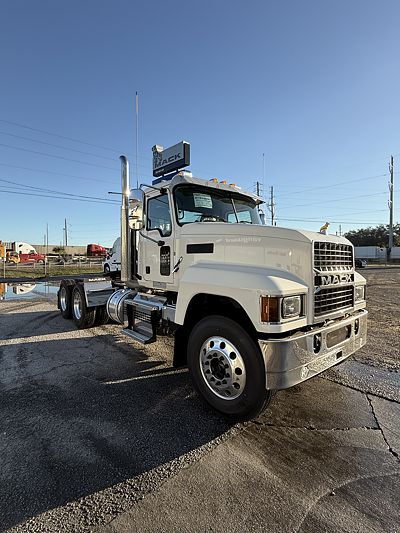 2026 Mack PINNACLE 64T