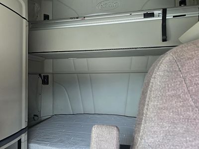 2022 Peterbilt 579