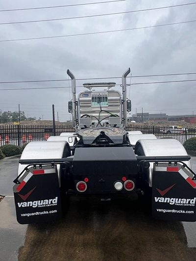 2026 Mack GRANITE 84FT