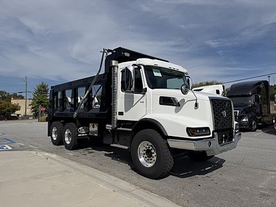 2027 Volvo VHD64B300